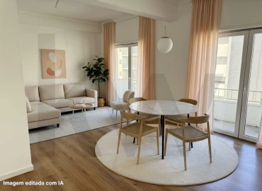 Apartamento T2 para Arrendamento em Arroios