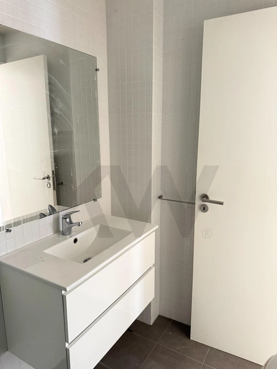 Apartamento T3 para Arrendamento em Arroios Foto 15