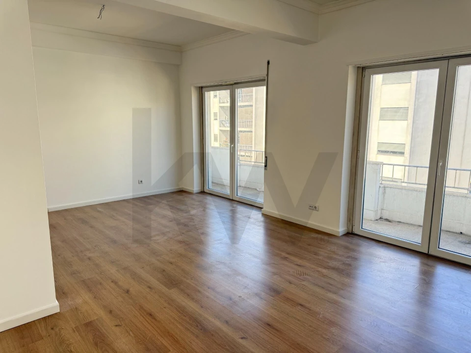 Apartamento T3 para Arrendamento em Arroios Foto 8