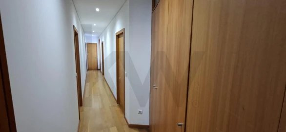 Moradia T4 para Venda em Ermesinde