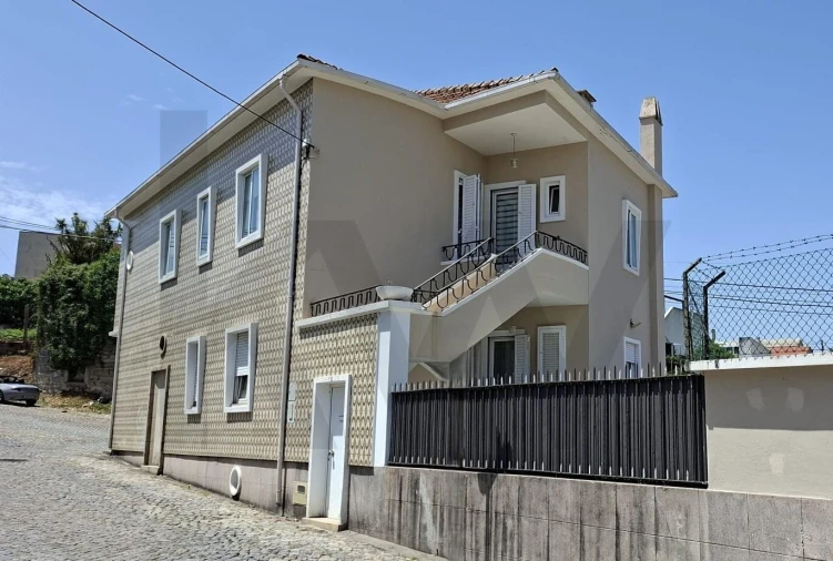 Moradia T4 para Venda em Ermesinde Foto 2