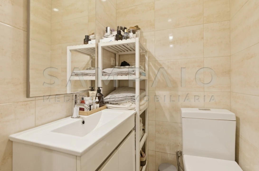 Apartamento T2 para Venda em Fânzeres e São Pedro da Cova Foto 15