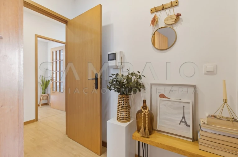 Apartamento T2 para Venda em Fânzeres e São Pedro da Cova Foto 24