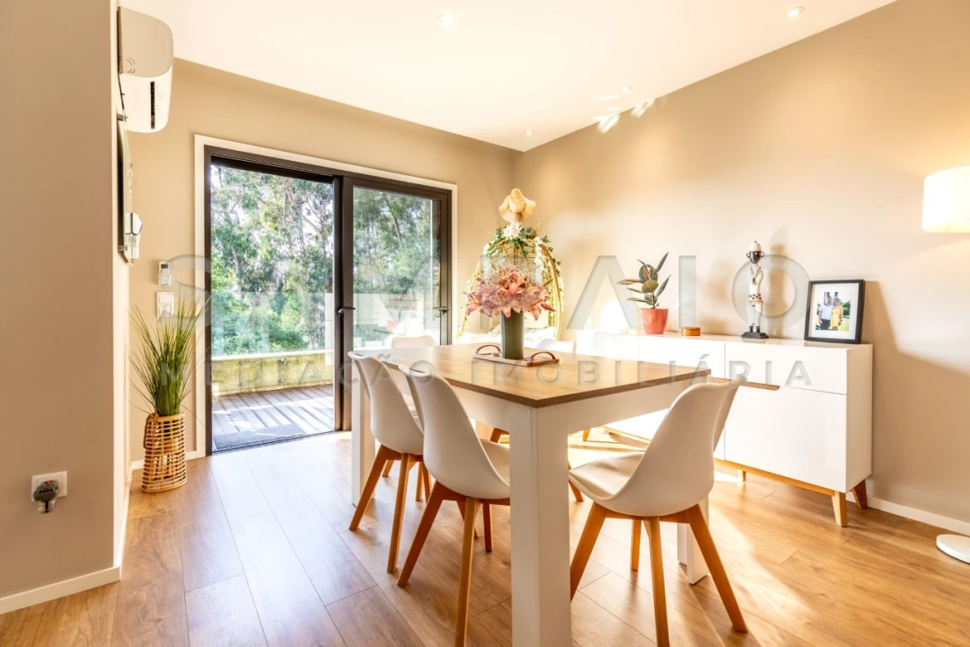 Apartamento T2 para Venda em Rio Tinto Foto 3