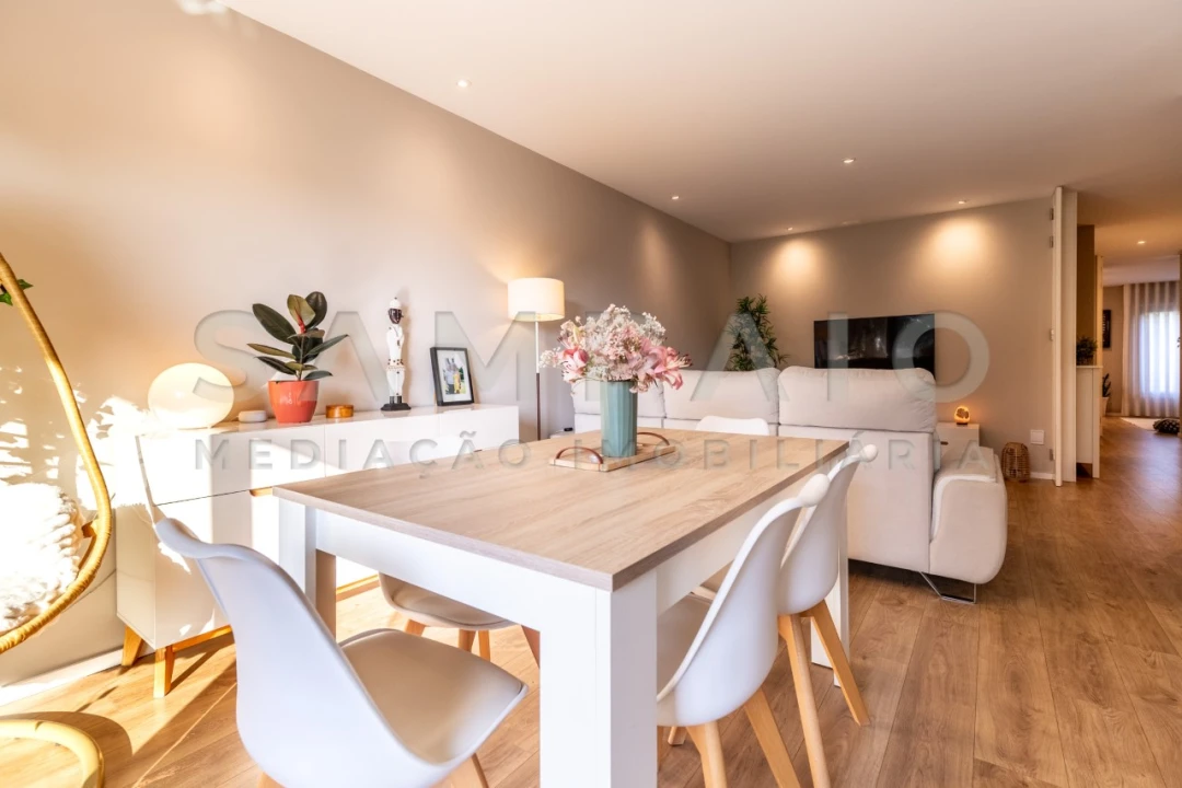Apartamento T2 para Venda em Rio Tinto Foto 7