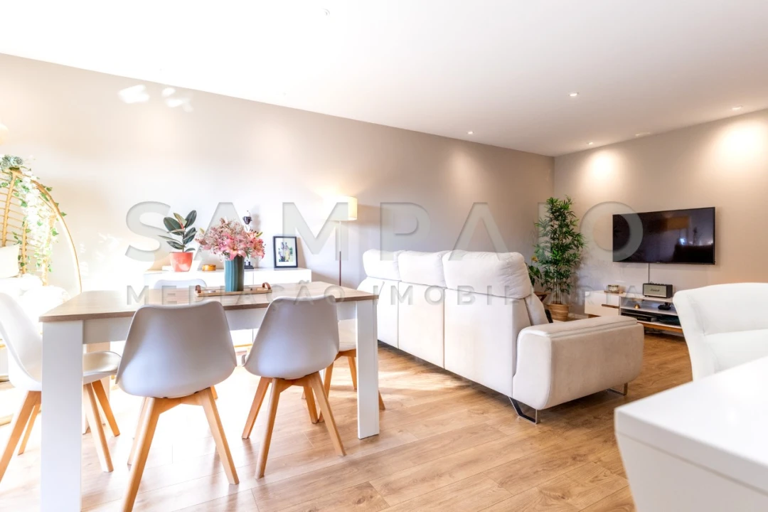 Apartamento T2 para Venda em Rio Tinto Foto 32