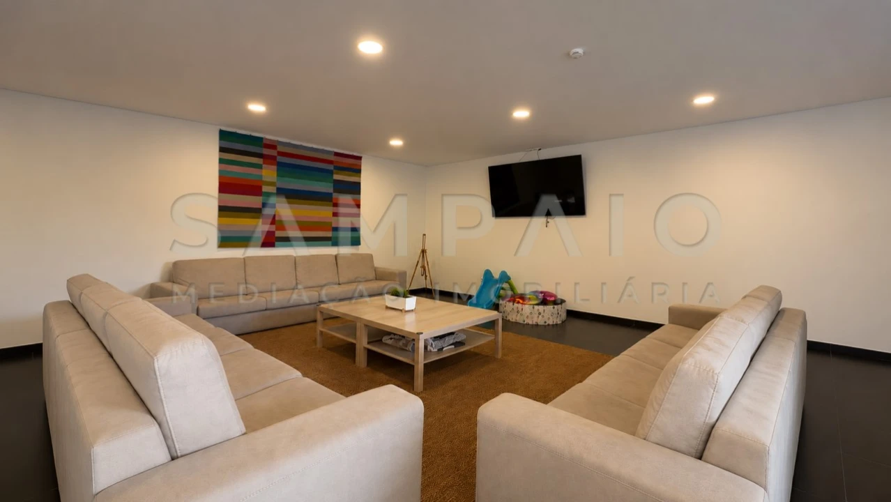 Apartamento T2 para Venda em Rio Tinto Foto 37