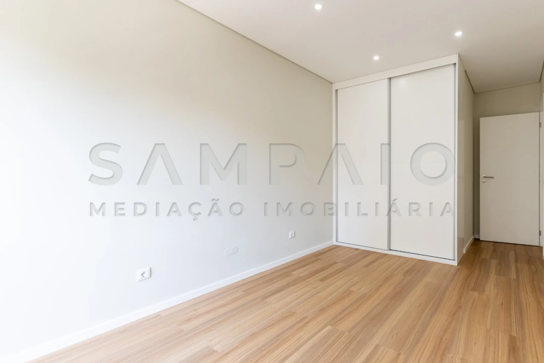Apartamento T3 para Venda em Bonfim Foto 9