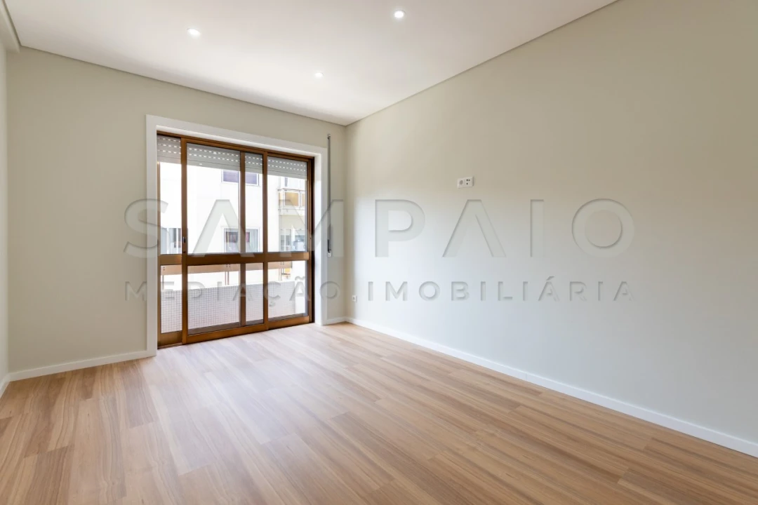 Apartamento T3 para Venda em Bonfim Foto 27