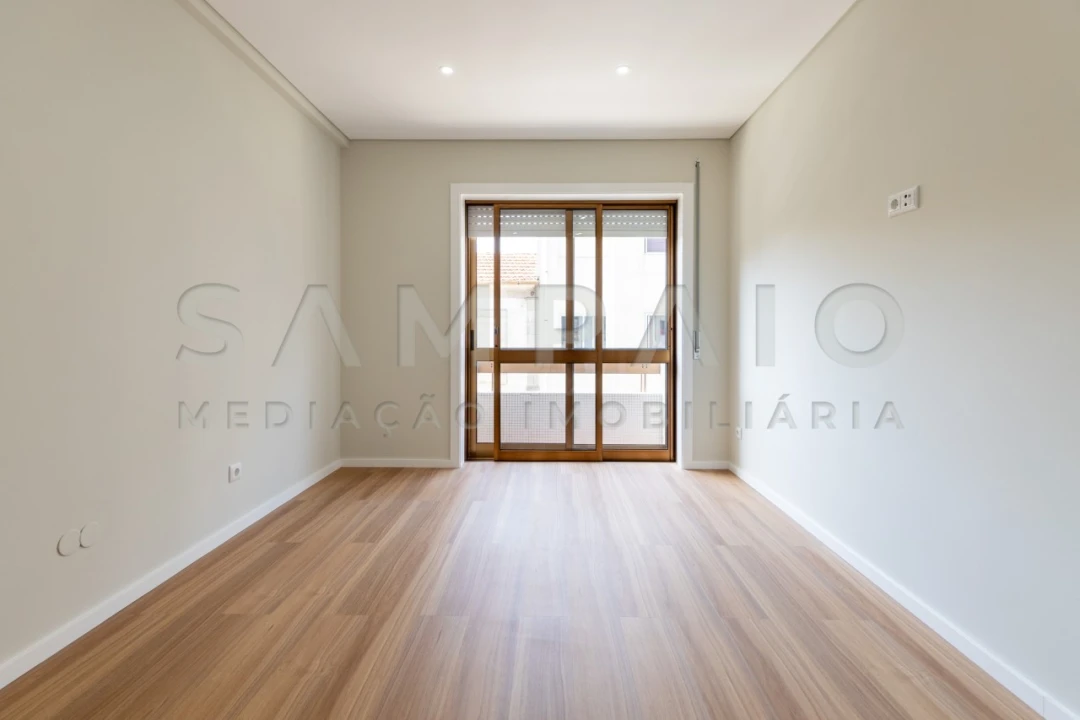 Apartamento T3 para Venda em Bonfim Foto 28