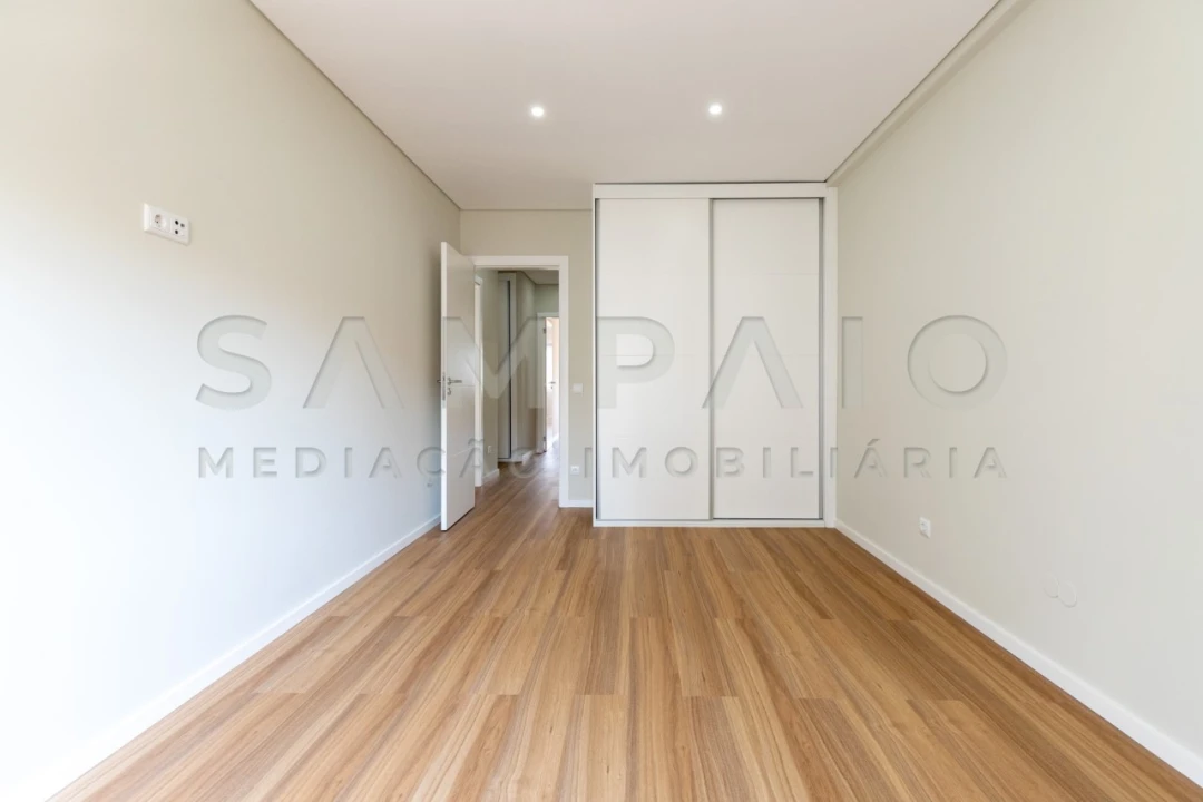 Apartamento T3 para Venda em Bonfim Foto 30
