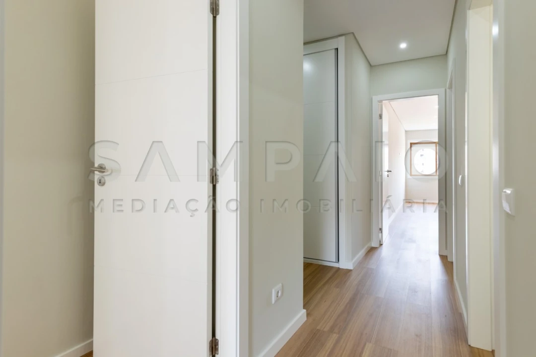 Apartamento T3 para Venda em Bonfim Foto 33