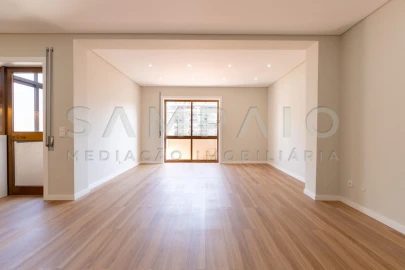 Apartamento T3 para Venda em Bonfim