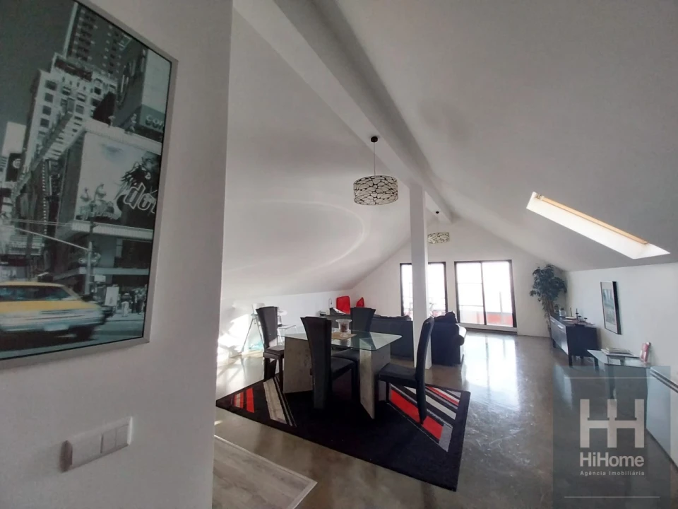 Moradia T8 para Venda em Fajã da Ovelha Foto 22
