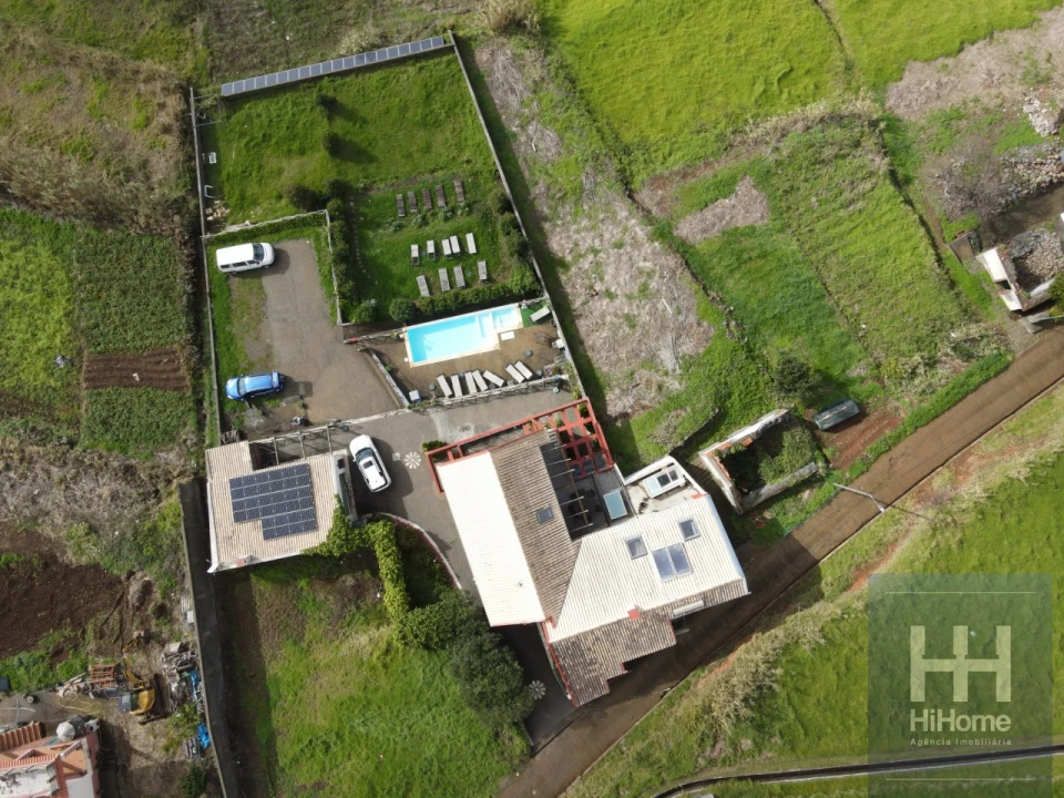 Moradia T8 para Venda em Fajã da Ovelha Foto 38