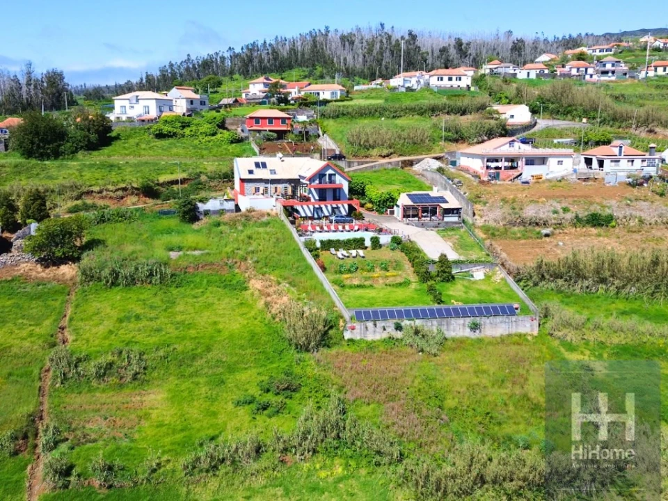 Moradia T8 para Venda em Fajã da Ovelha Foto 2
