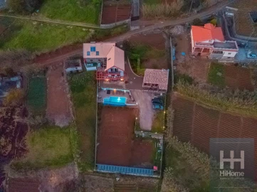 Moradia T8 para Venda em Fajã da Ovelha