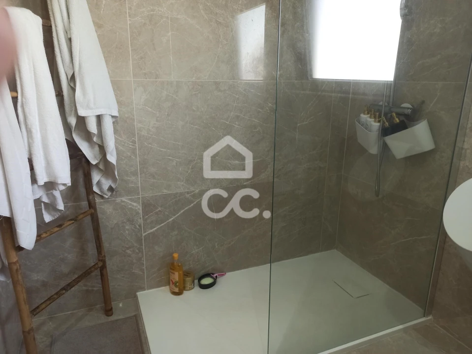Moradia T4 para Venda em Areias, Sequeirô, Lama e Palmeira Foto 28