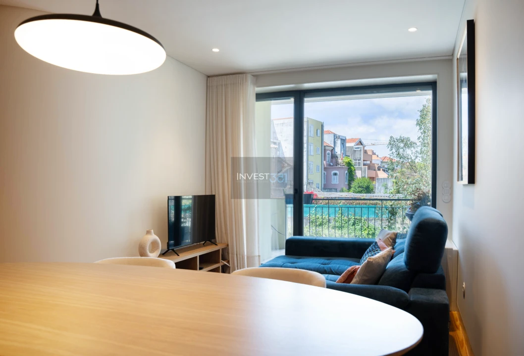 Apartamento T1 para Venda em Cedofeita, Santo Ildefonso, Sé, Miragaia, São Nicolau e Vitória Foto 3