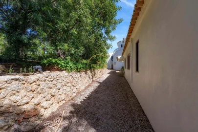 Moradia T5 para Arrendamento em Silves