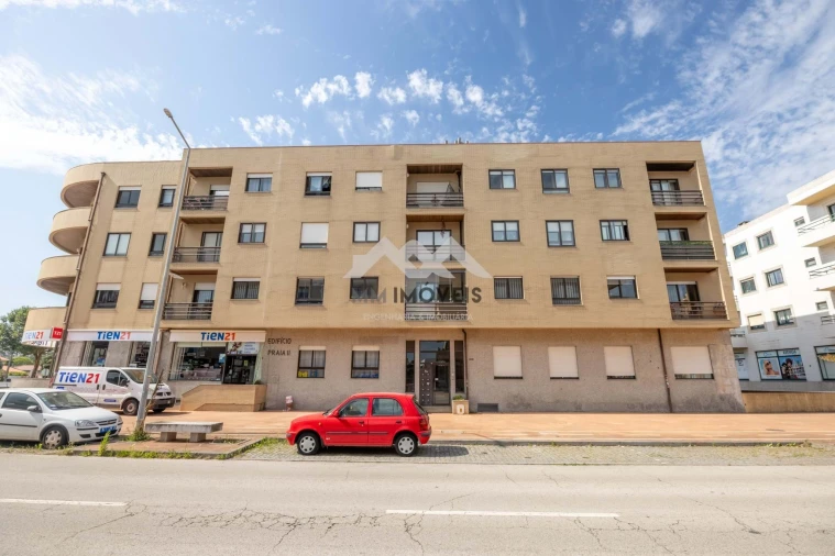 Apartamento T3 para Venda em Esmoriz Foto 2