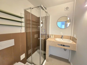 Apartamento T2 para Arrendamento em São Vicente
