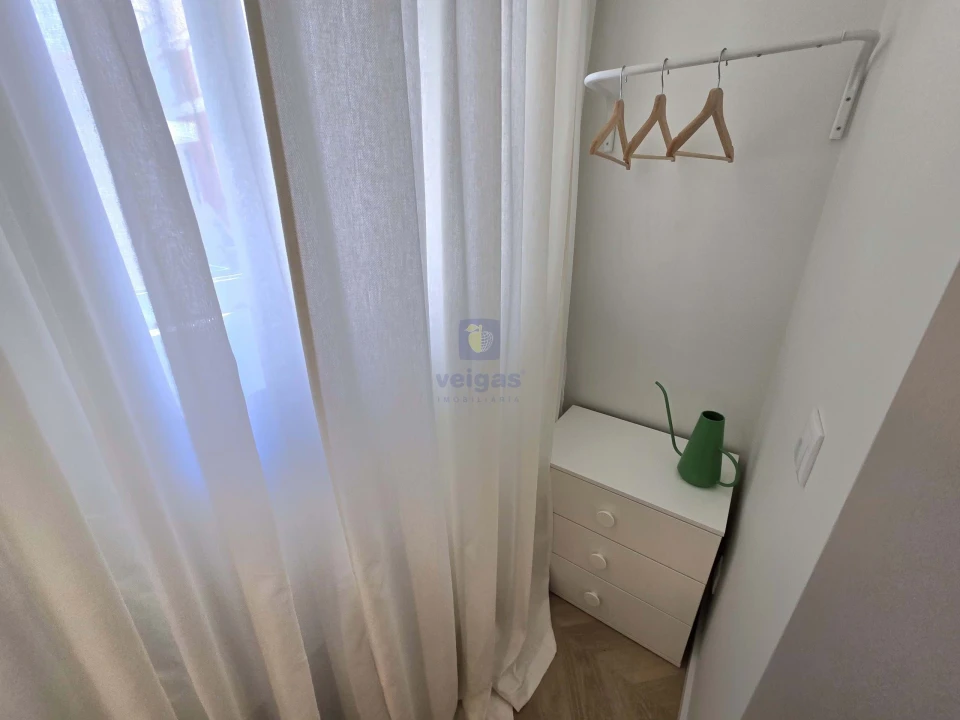 Apartamento T2 para Arrendamento em São Vicente Foto 9