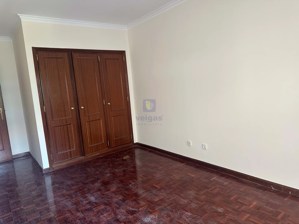 Apartamento T2 para Venda em Algueirão-Mem Martins Foto 9