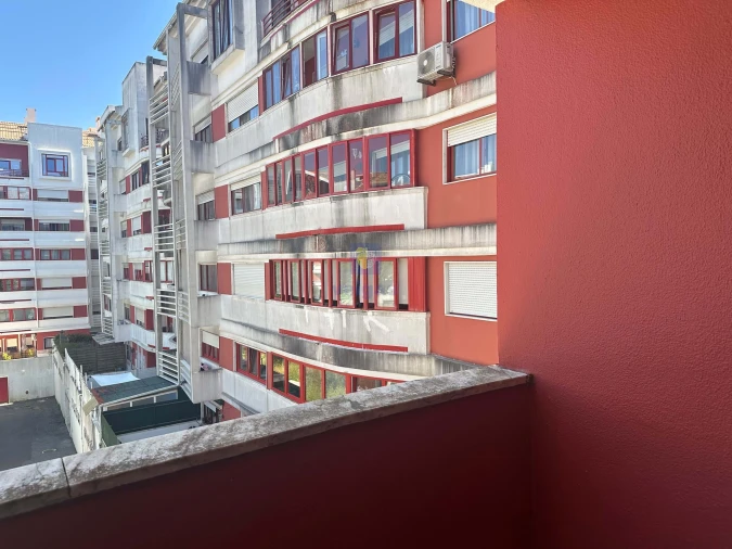 Apartamento T2 para Venda em Algueirão-Mem Martins Foto 21