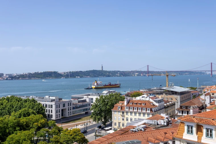 Apartamento T3 para Venda em Santa Maria Maior Foto 9