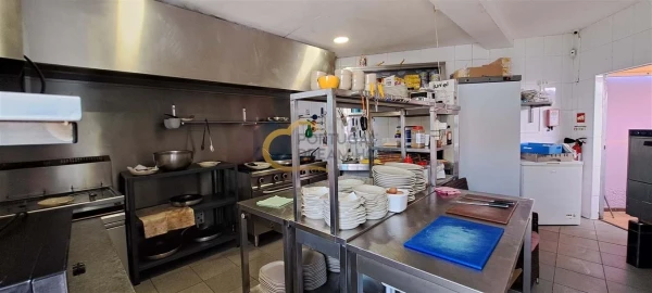 Negócio para Venda em Albufeira e Olhos de Água