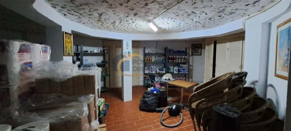 Negócio para Venda em Albufeira e Olhos de Água
