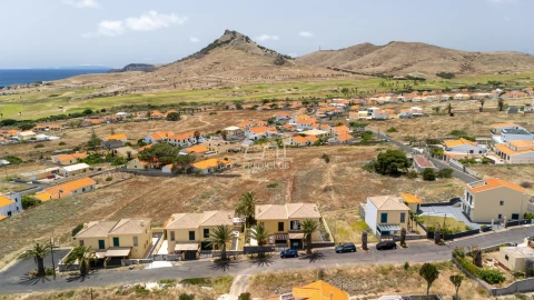Moradia T3 para Venda em Porto Santo