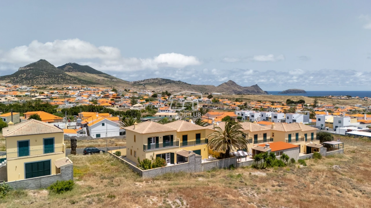 Moradia T3 para Venda em Porto Santo Foto 3