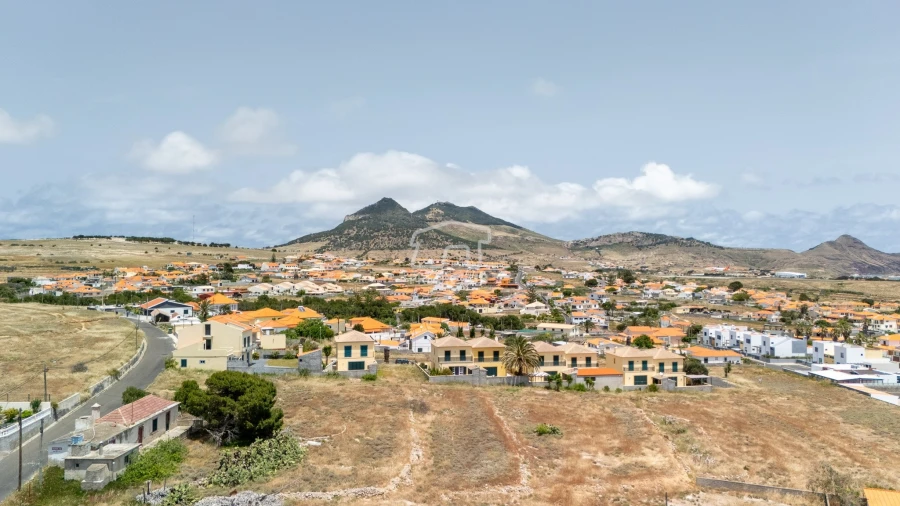 Moradia T3 para Venda em Porto Santo Foto 6