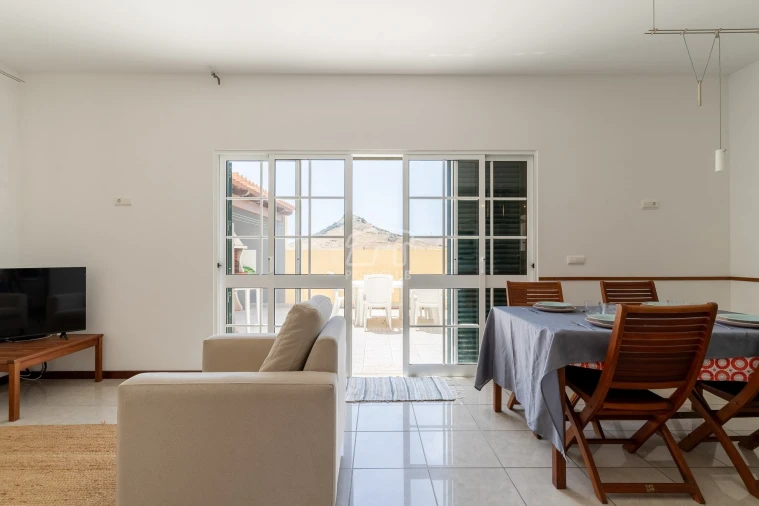 Moradia T3 para Venda em Porto Santo Foto 22