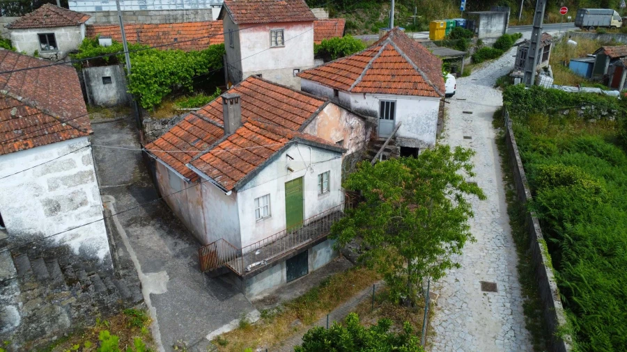 Moradia T2 para Venda em Campelo e Ovil Foto 11