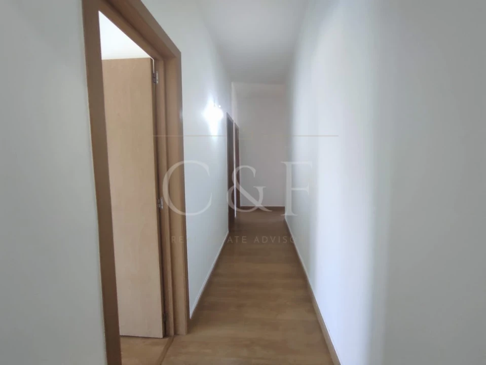 Apartamento T4 para Venda em Rio de Mouro Foto 12