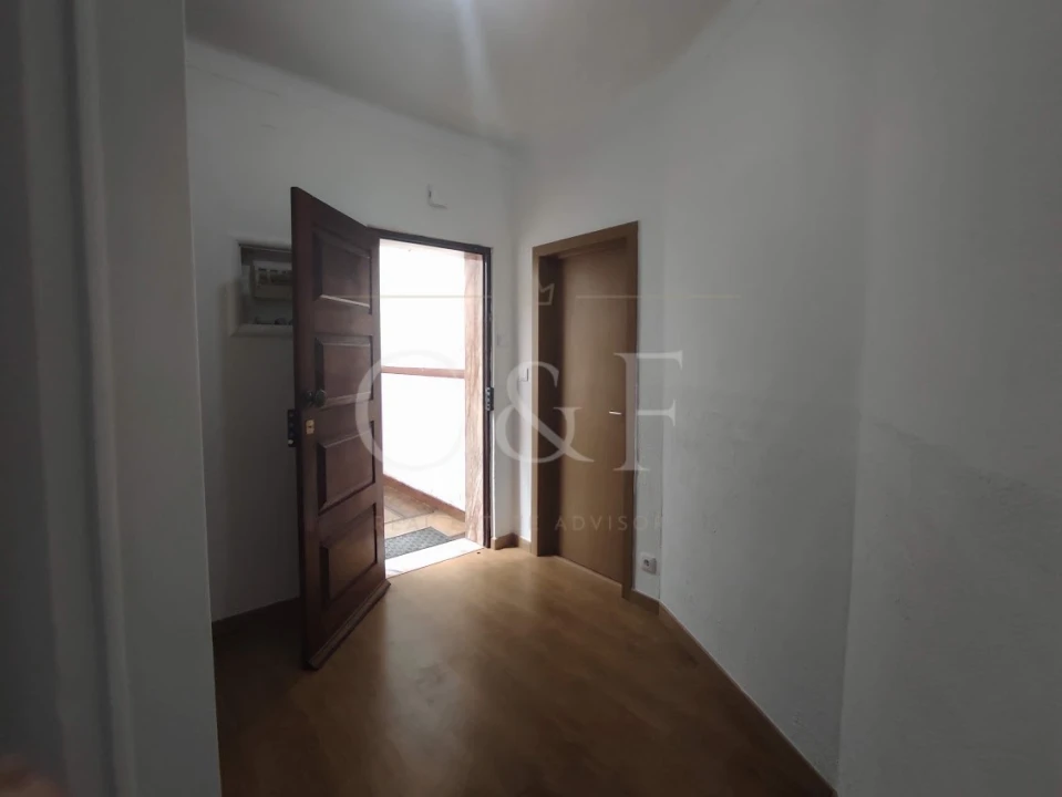 Apartamento T4 para Venda em Rio de Mouro Foto 35