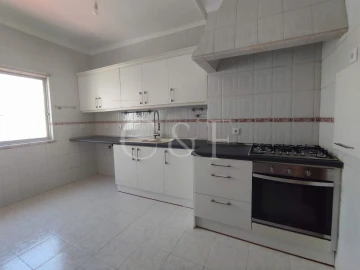 Apartamento T4 para Venda em Rio de Mouro