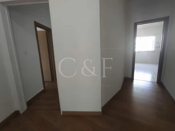 Apartamento T4 para Venda em Rio de Mouro