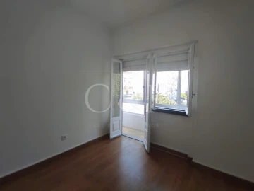 Apartamento T4 para Venda em Rio de Mouro