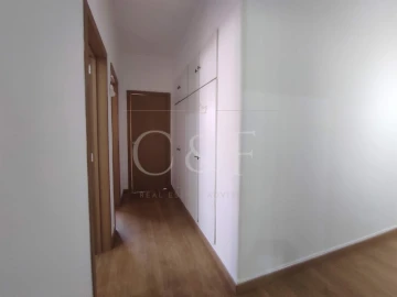 Apartamento T4 para Venda em Rio de Mouro