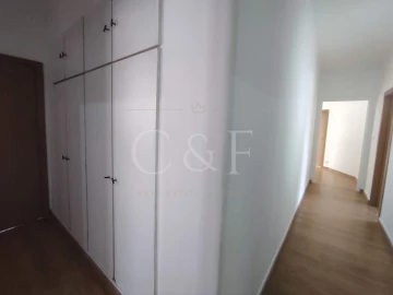 Apartamento T4 para Venda em Rio de Mouro