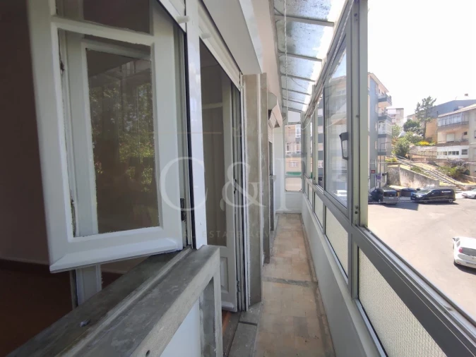 Apartamento T4 para Venda em Rio de Mouro Foto 20