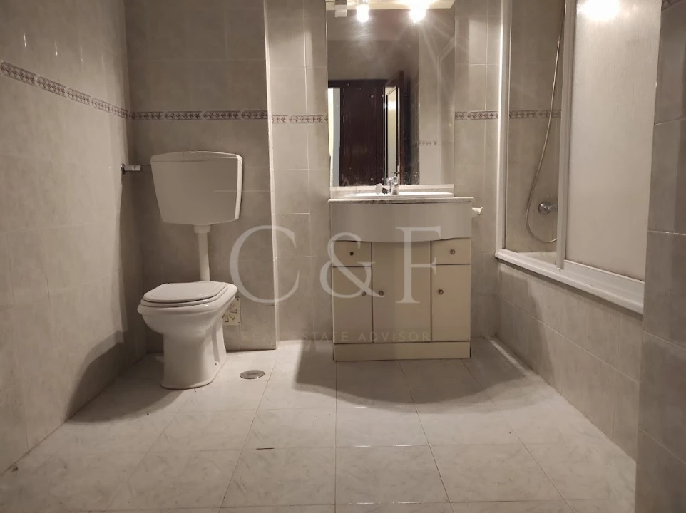 Apartamento T2 para Venda em Algueirão-Mem Martins Foto 23