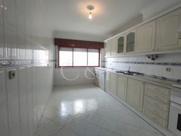 Apartamento T2 para Venda em Algueirão-Mem Martins