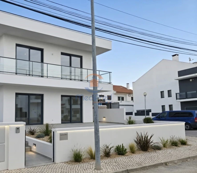 Moradia T4 para Venda em Montijo e Afonsoeiro Foto 2