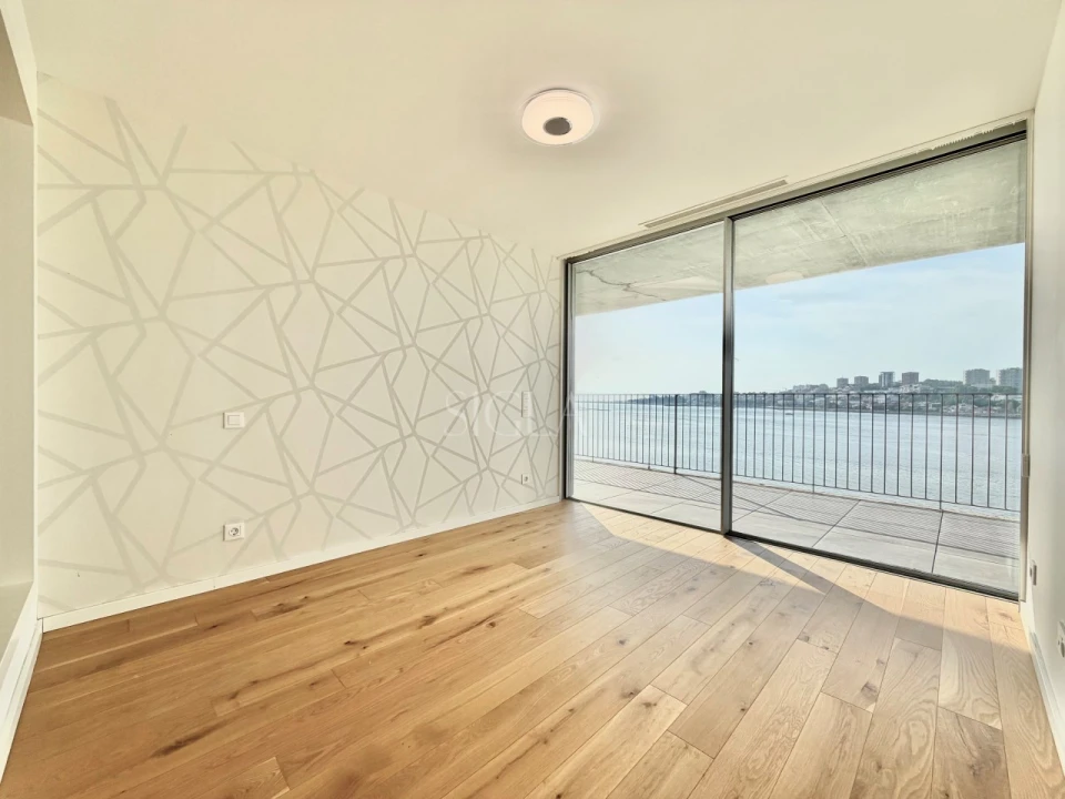 Apartamento T4 para Venda em Canidelo Foto 32