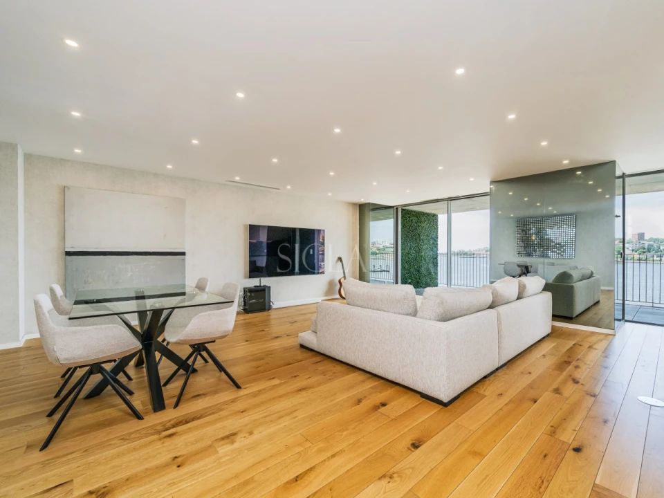 Apartamento T4 para Venda em Canidelo Foto 6